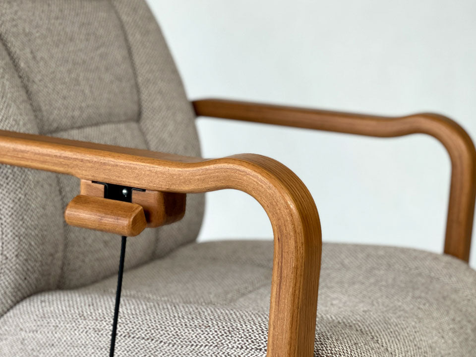 Comodo リクライニングチェア / P04390A – 冨士ファニチア オンライン