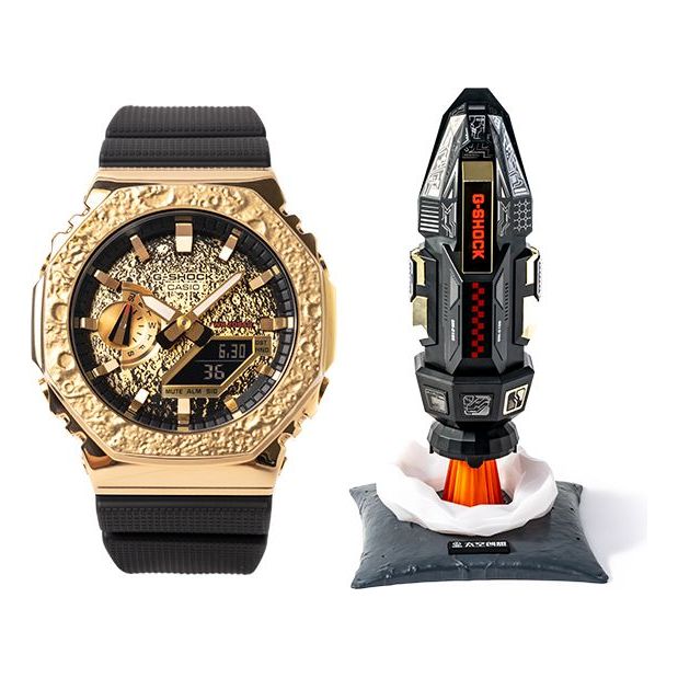 CASIO G-Shock Analog-Digital 'Black Gold' GM-2100MG-1APFM_PERSON