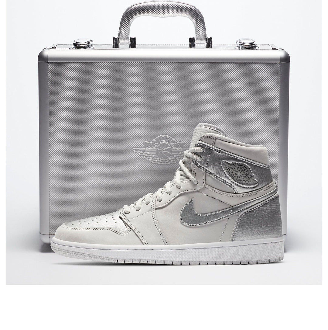 Air Jordan 1 Retro High OG co.JP 'Tokyo' Suitcase Special Box