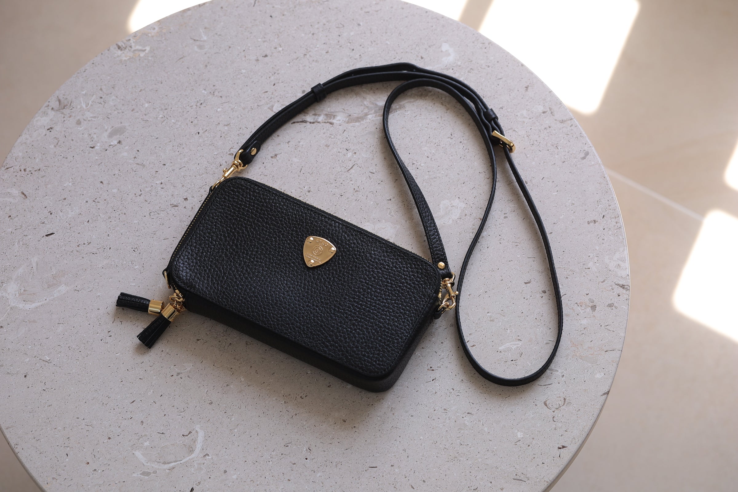 プロが太鼓判！一生使える、ATAO名品黒バッグ3選 – ATAO LAND+(アタ