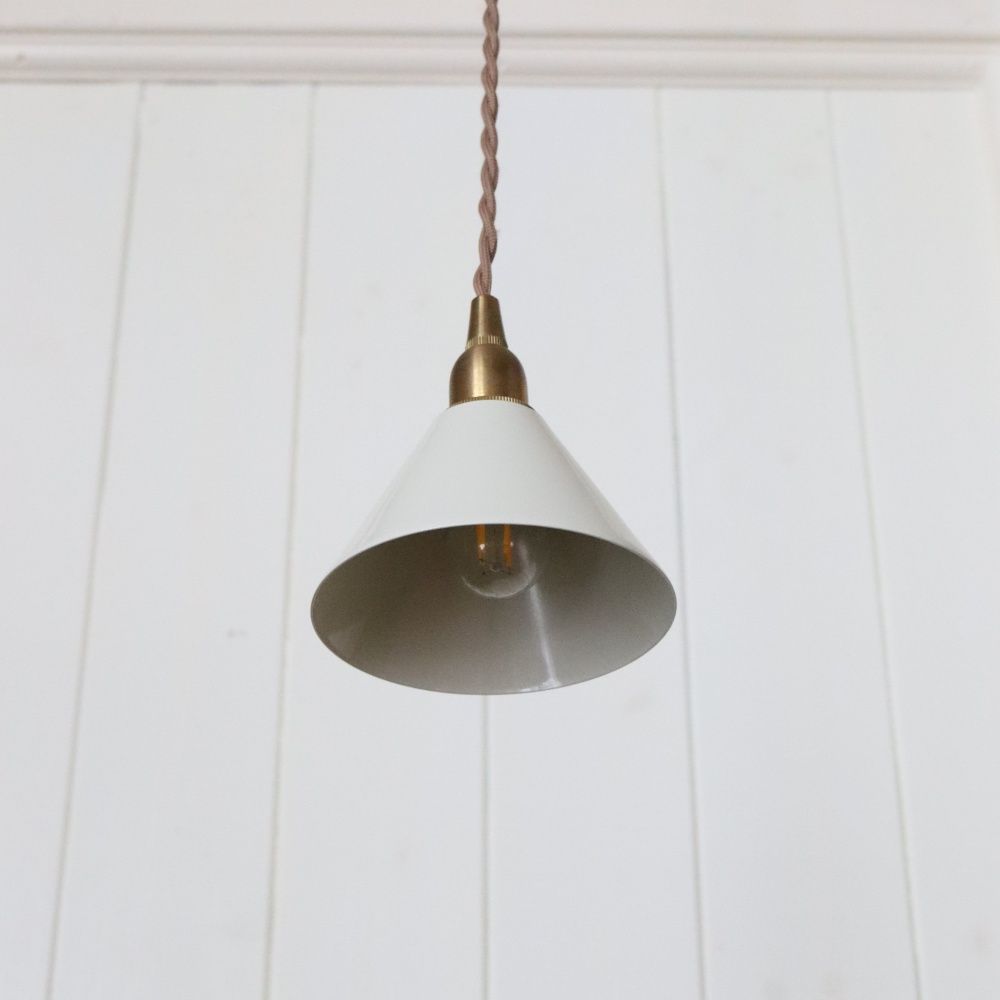 在庫限り】モダンなアイアンシェード♪ ペンダントランプ AX1-HS3224