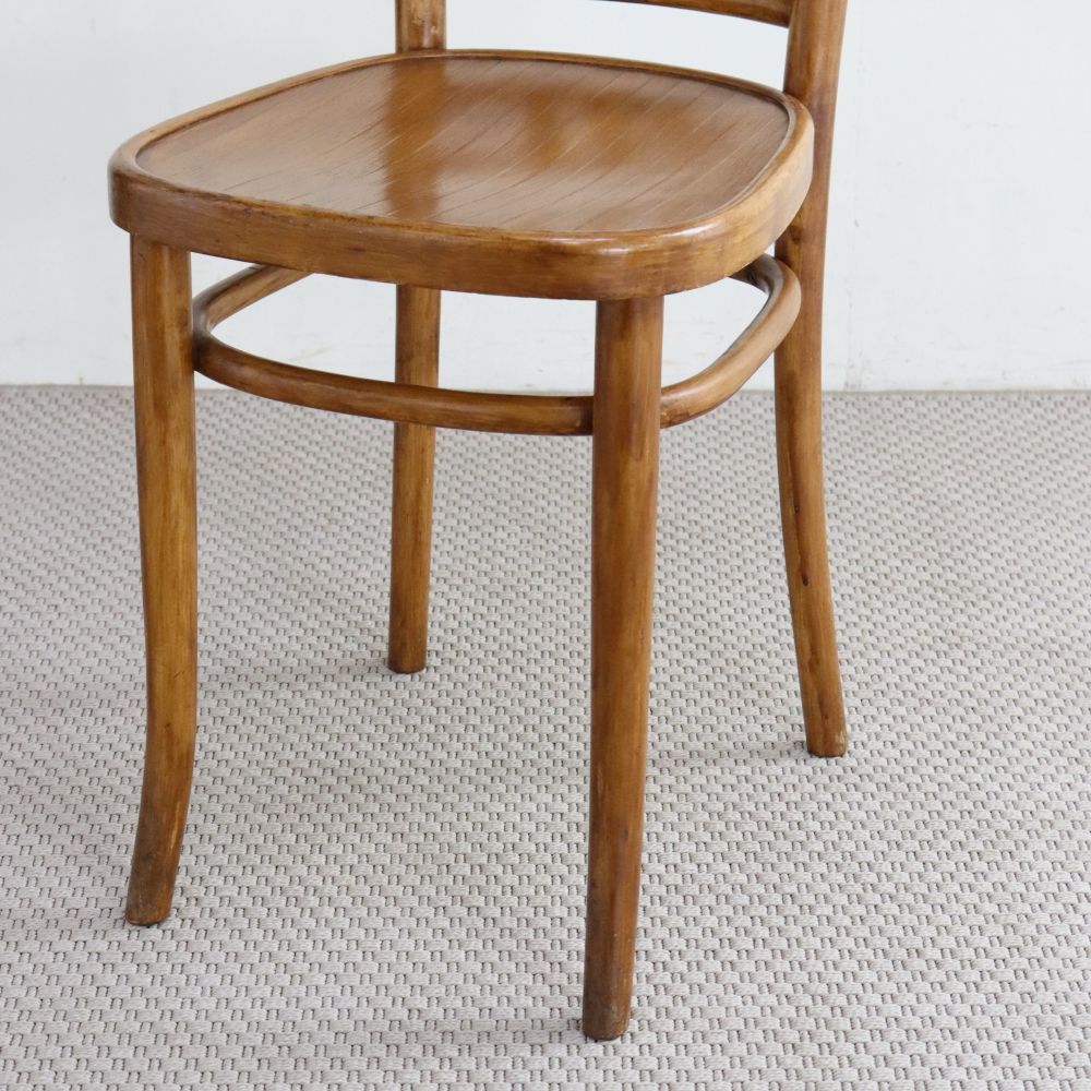 座り心地も良いんです♪ ベントウッドチェア VC104-162003