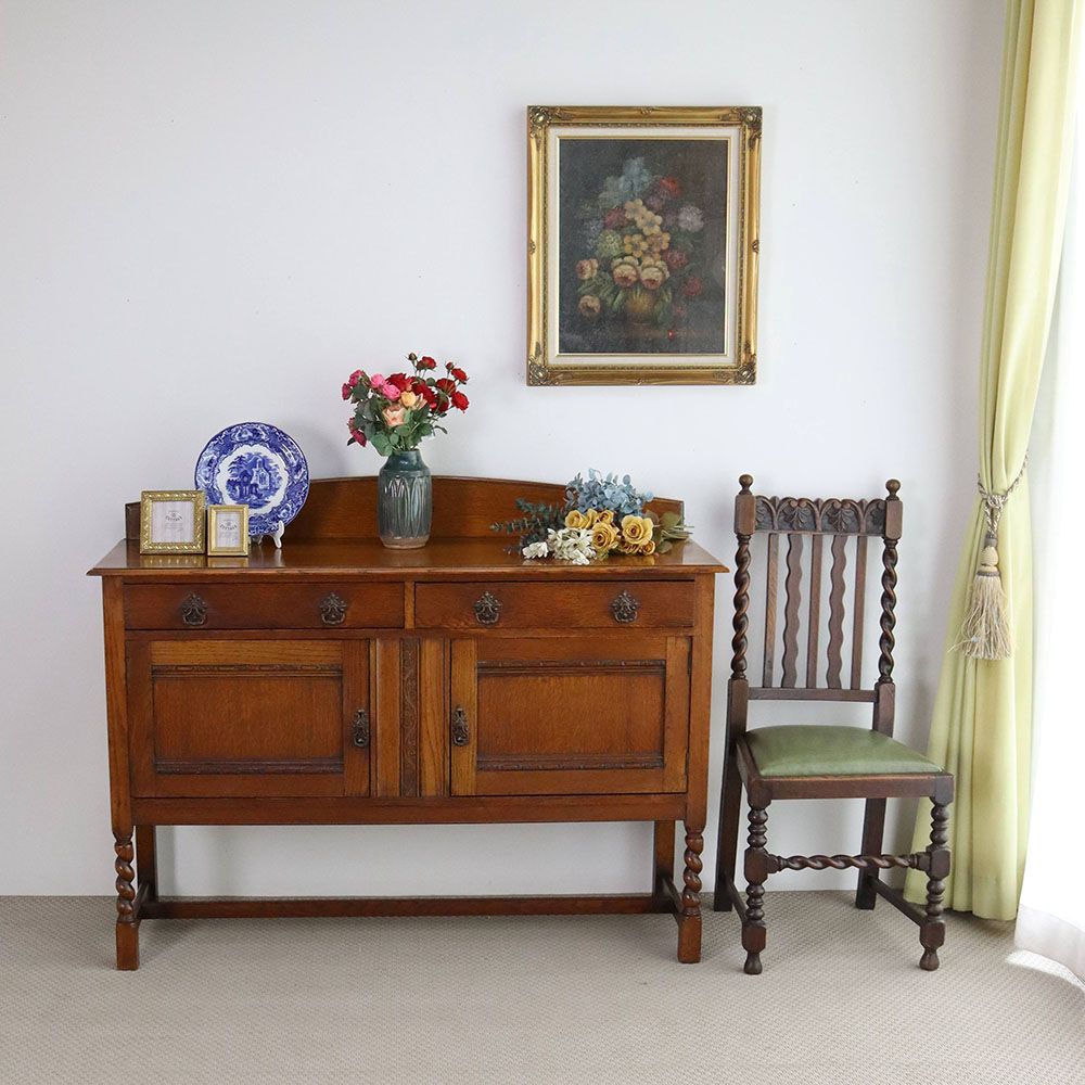 ディスプレイも楽しみましょ♪ サイドボード VC107-149 – アンティーク