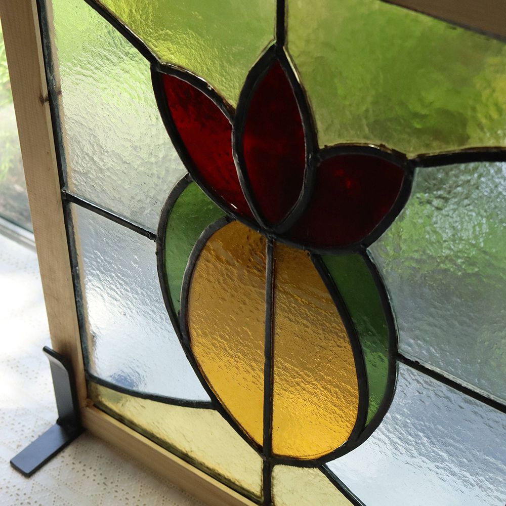 大きな花がモチーフ♪ アンティーク・ステンドグラス VC109-265003