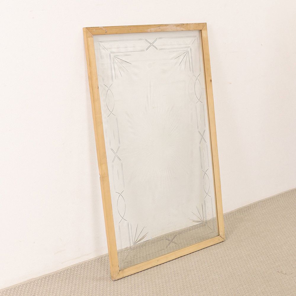 レトロなデザインがお気に入り♪ 窓ガラス VC112-043 – アンティーク