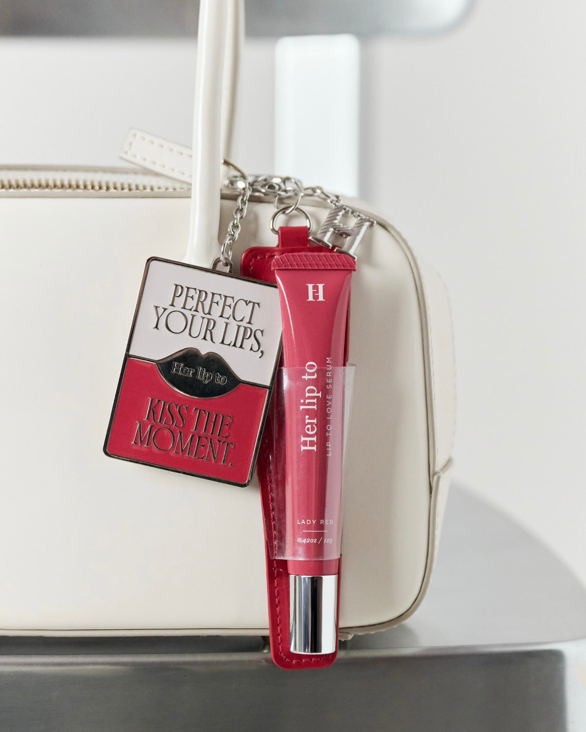 Info】LIP TO LOVE SERUMオリジナルアイテムを数量限定で発売