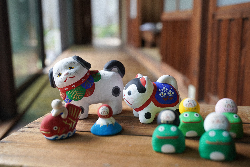 古い小さな小さな雛道具 江戸細工 招き猫他いろいろ 郷土玩具 招き猫