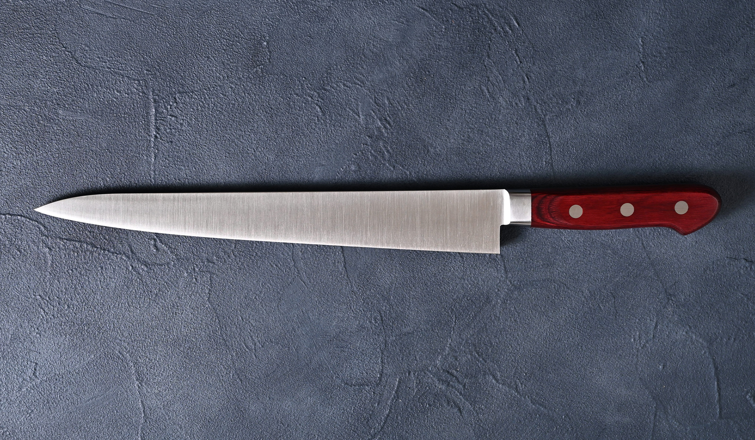 一刀斎虎徹 Ittosaikotetsu 筋引包丁270mm スウェーデン鋼 赤合板洋柄