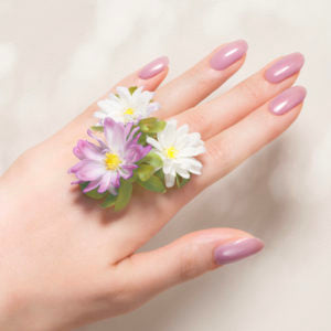 ジェルミーワン』から2023年春の新色を発売 – コスメ・デ・ボーテ公式