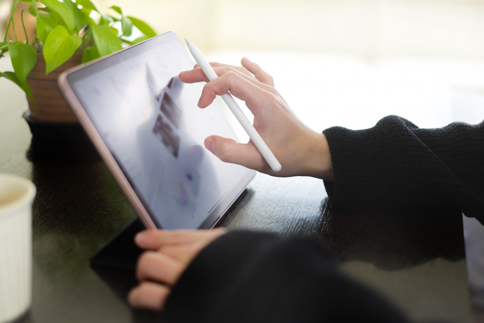 Apple Pencil(第2世代)は第1世代と何が違う？買うなら中古で十分な理由