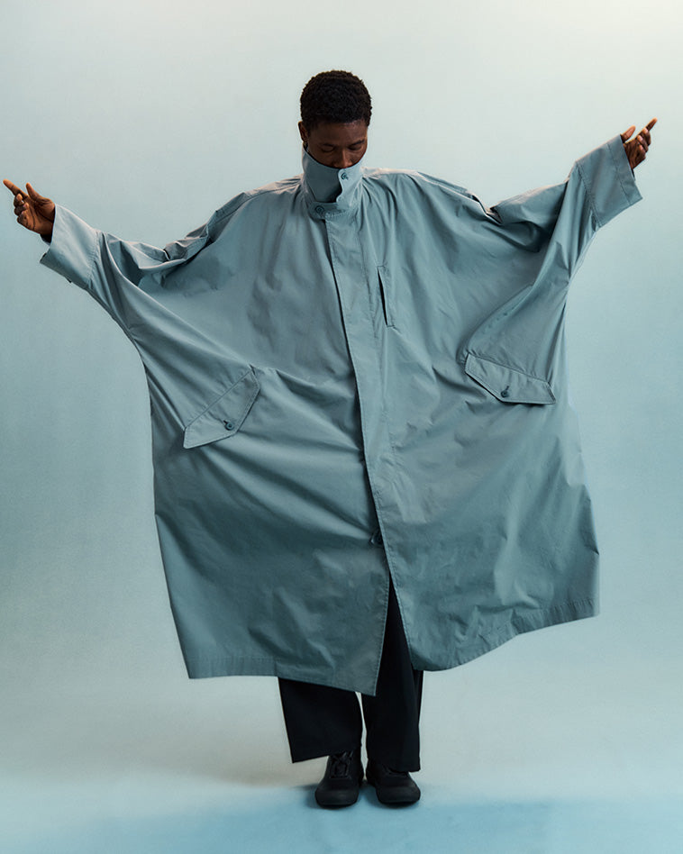 アイテムのご紹介「WIND COAT」 – isseymiyake.com