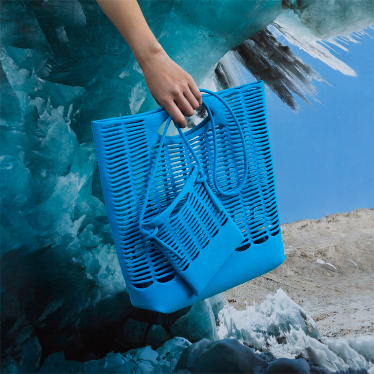 アイテムのご紹介「MOKKO S.C.」「MOKKO POCKET」 – isseymiyake.com