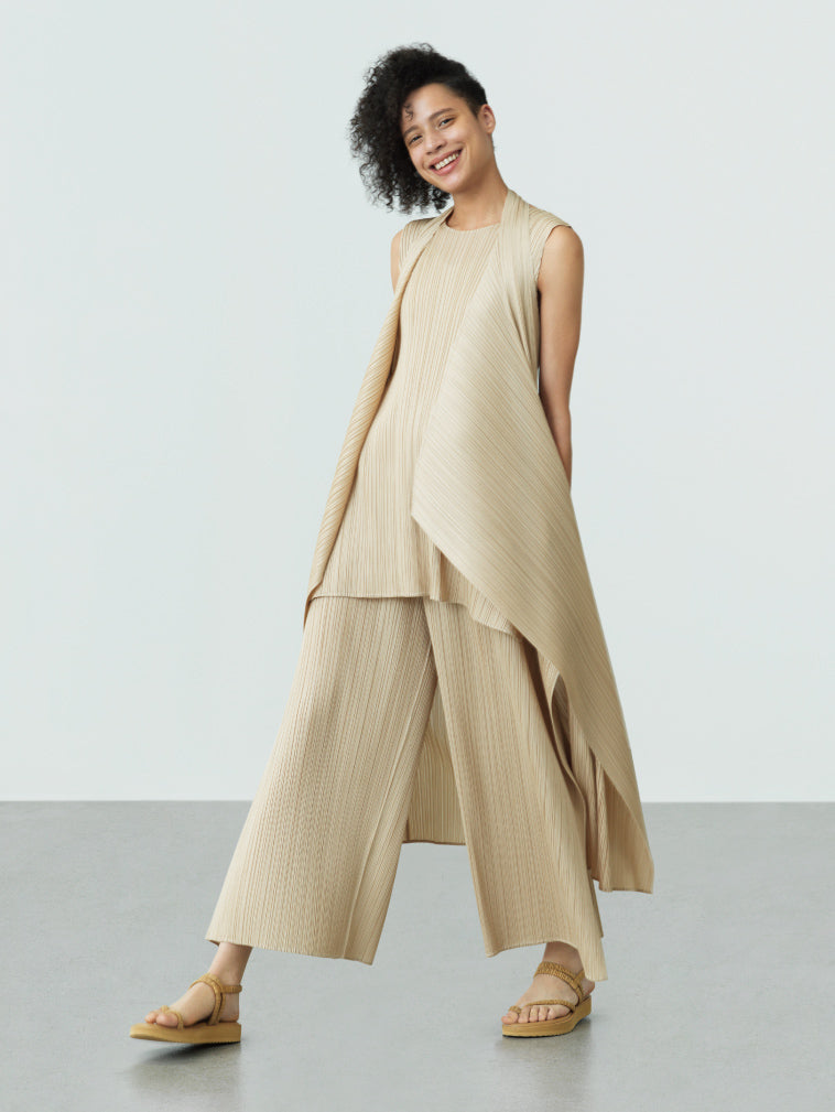 アイテムのご紹介 「MONTHLY COLORS：JUNE」 – isseymiyake.com