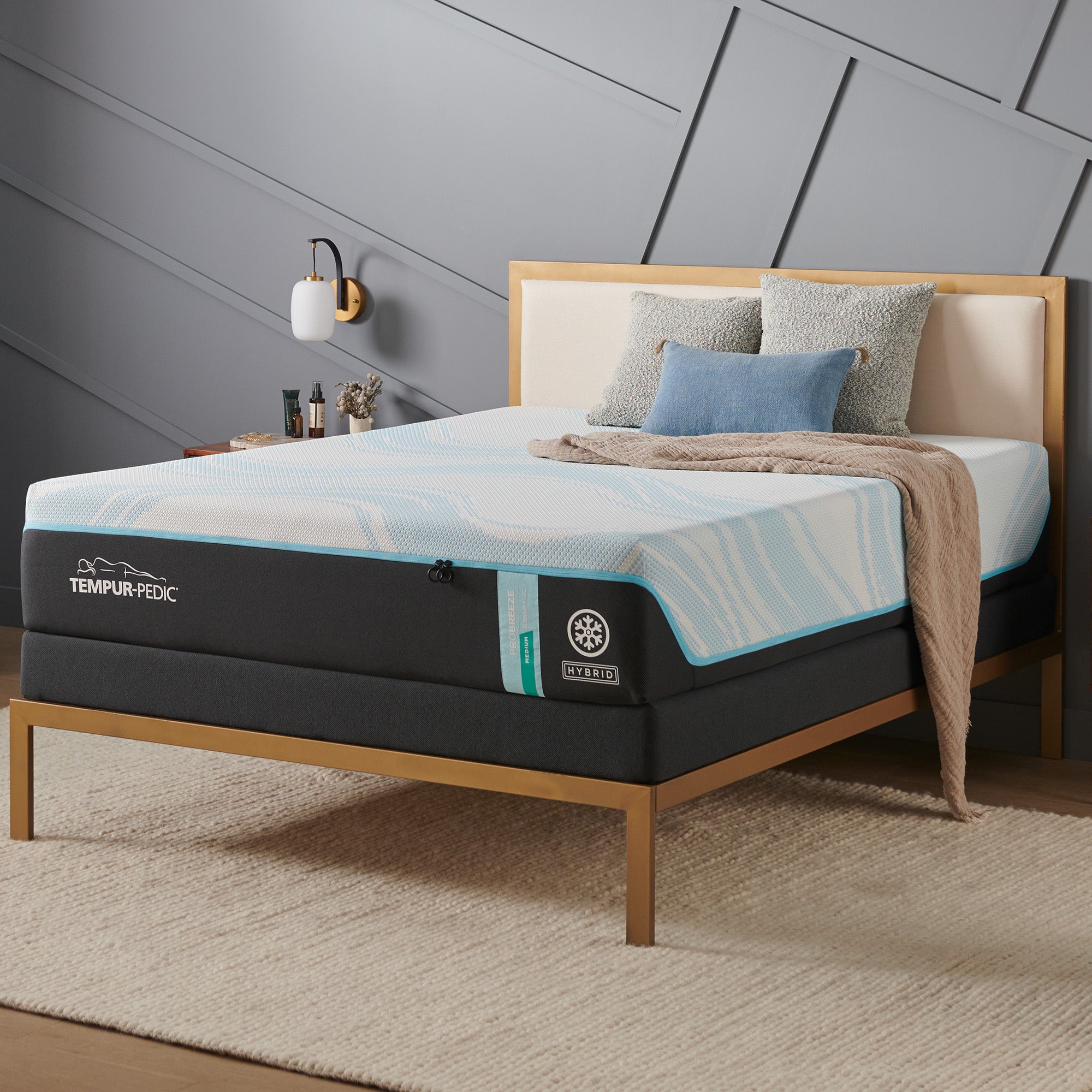 Tempur-Pedic TEMPUR-ProBreeze® Medium Hybrid Mattress · Mattress