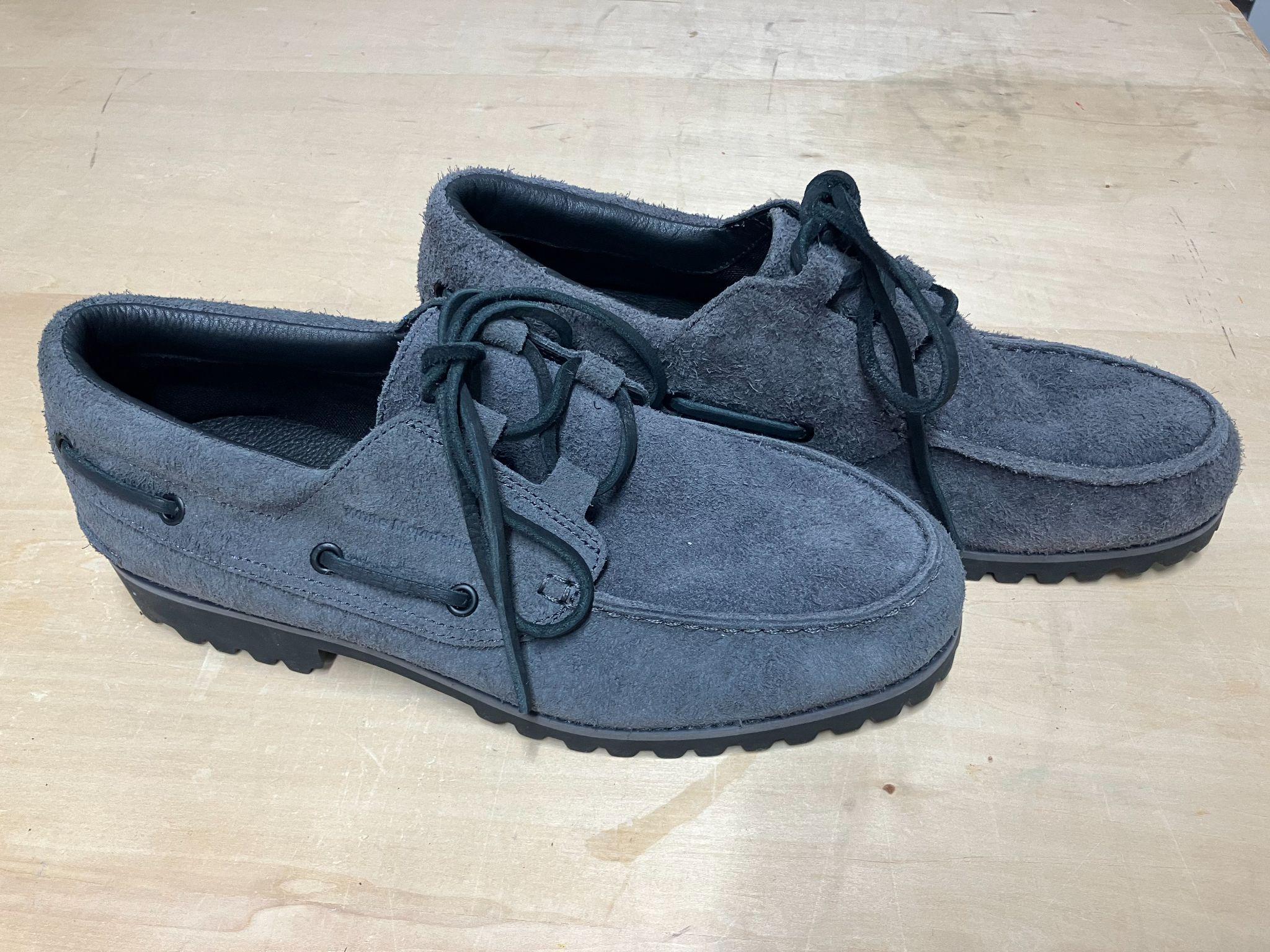 合わせやすさ◎で防水加工もうれしい、365日履けるホワイト