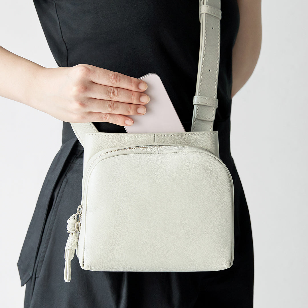 Sora 2 Way Shoulder M – マザーハウス 公式サイト