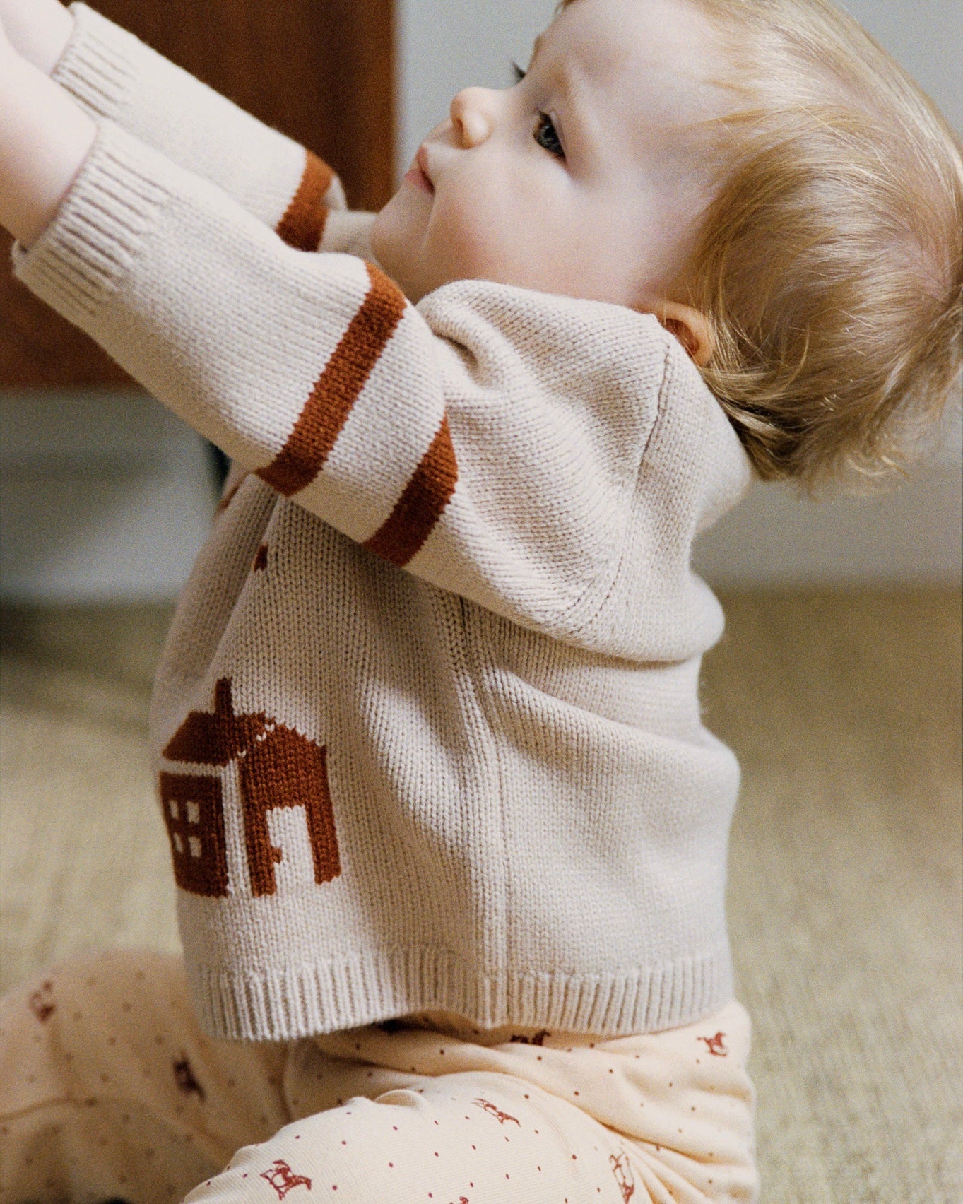 Knit Sweater (Beige) | House on the Hill