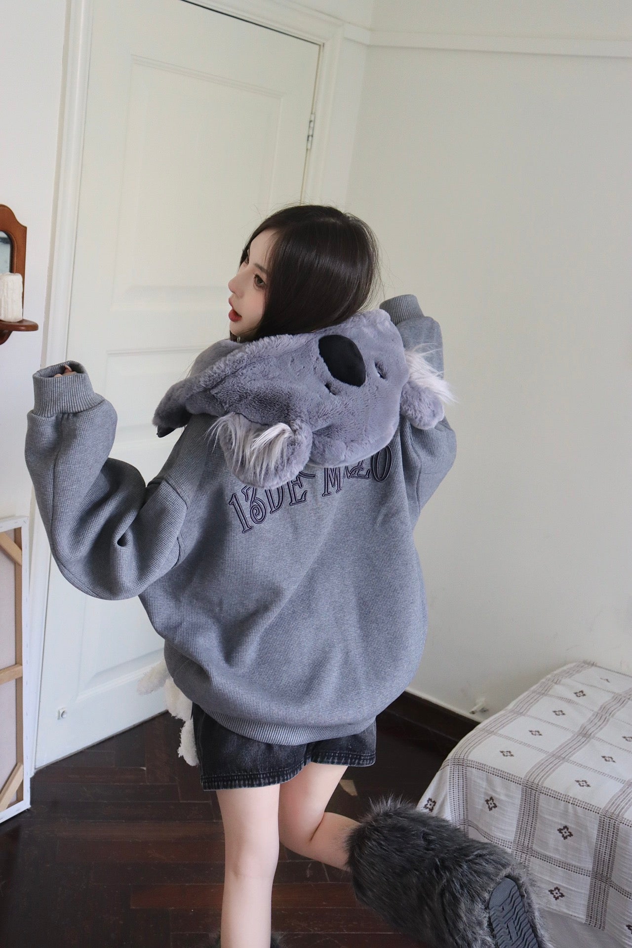 13DE MARZO Koala Zip Hoodie Melbourne Edition – CHUUI_Collection