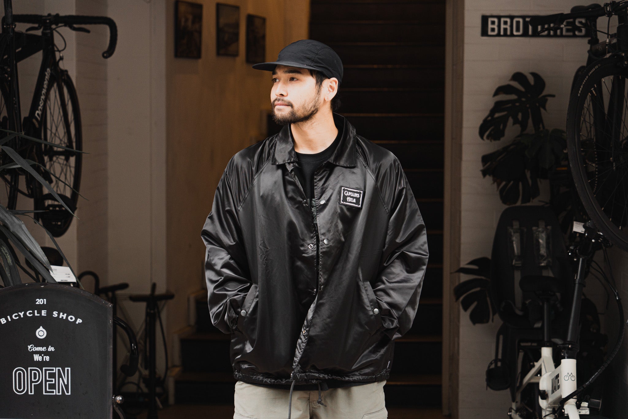 CAPTAINS HELM x BROTURES Coach Jacket