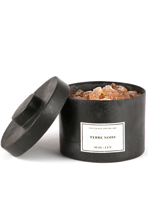 Terre Noire Resin Crystal Potpourri by Mad et Len | Luckyscent