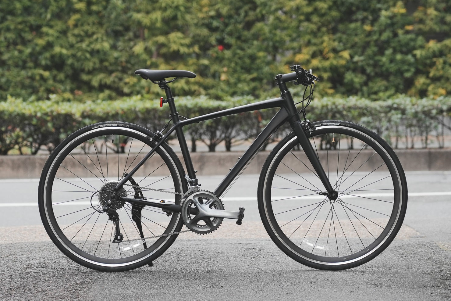 SALE】クロスでは物足りない人へ。ロード由来の速さを楽しめる「NESTO