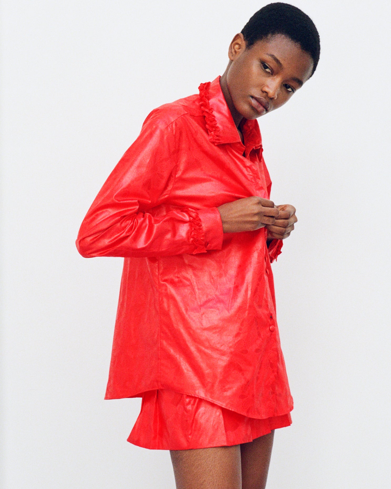 Shirt Twist · SUPER YAYA