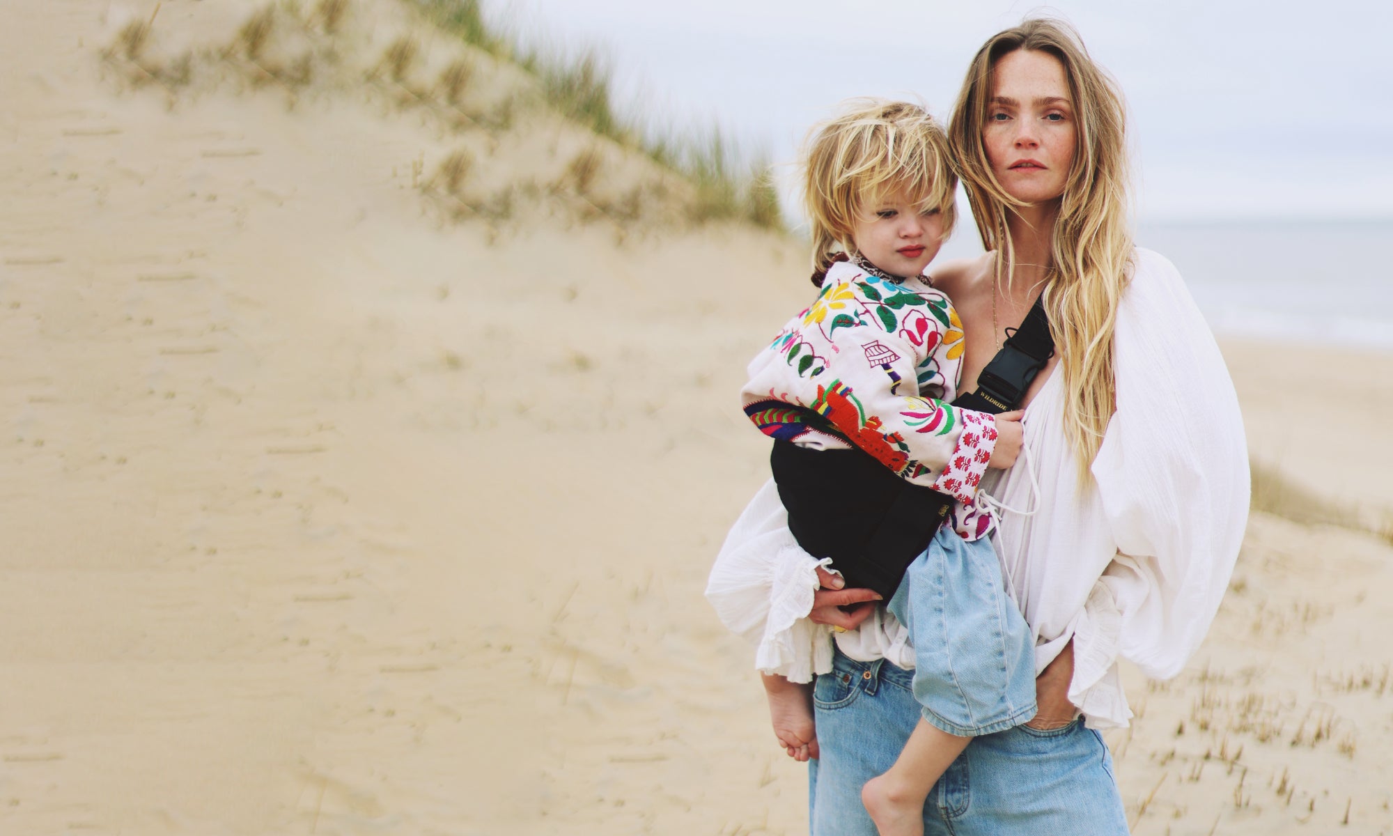 2歳児との旅行におすすめ！軽量セカンド抱っこ紐【WILDRIDEの魅力