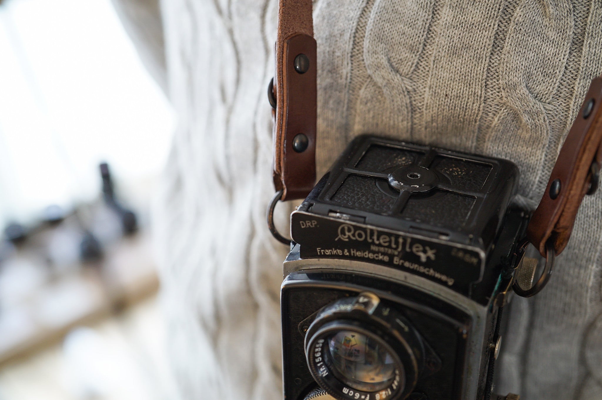 二眼レフカメラ Rolleiflex に合うストラップは？ – Doppietta-Tokyo