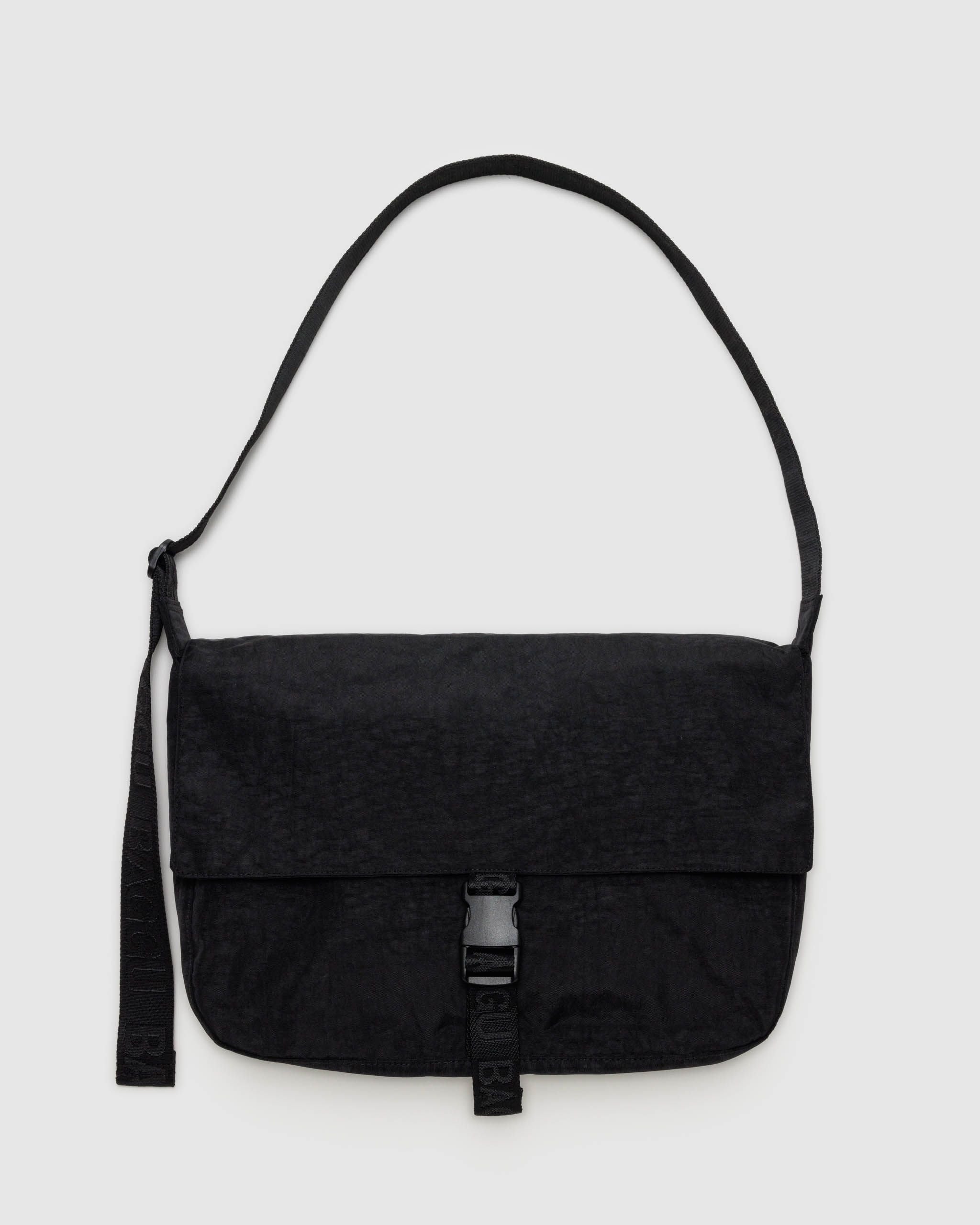 Nylon Messenger Bag Black - Baggu