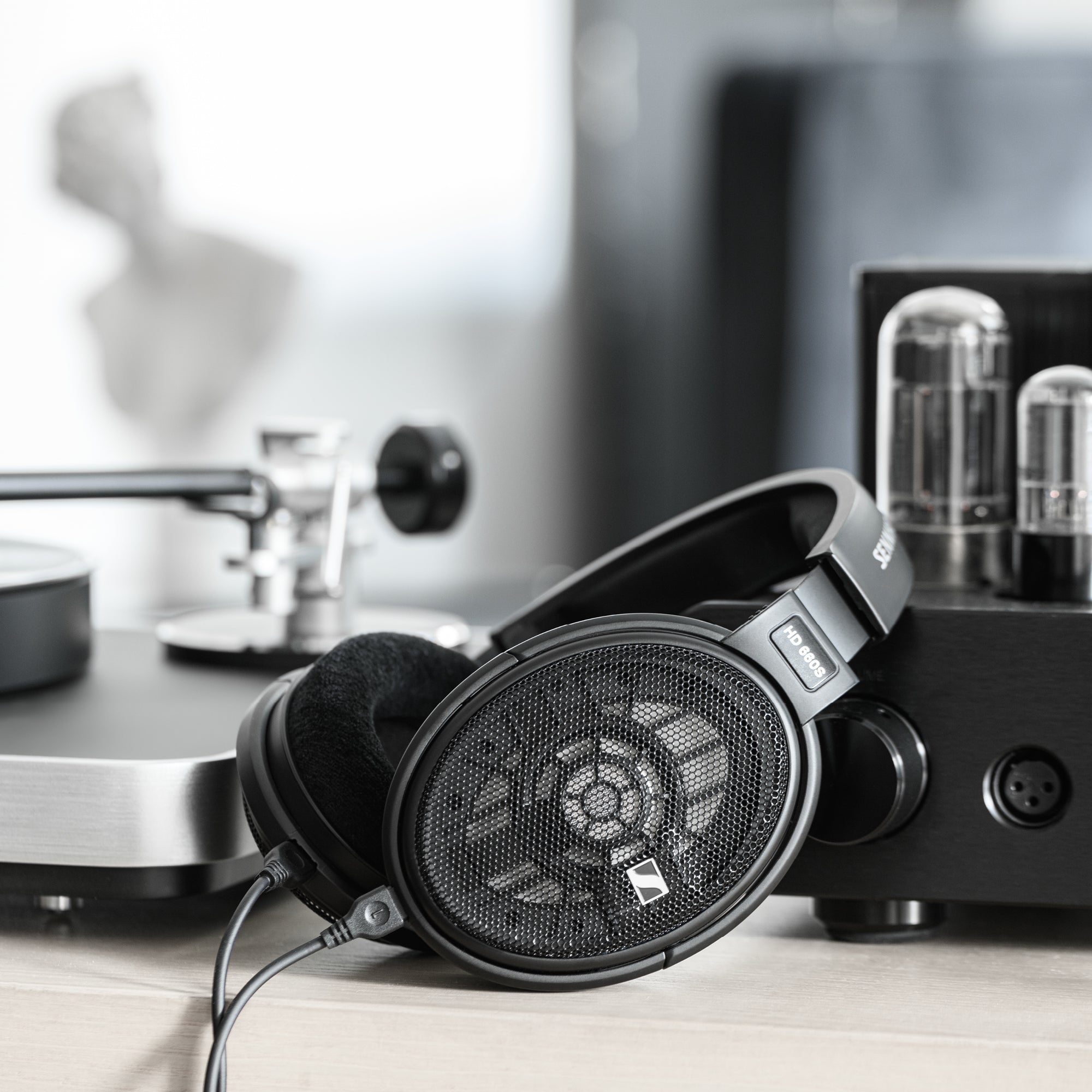 Sennheiser HD660S Open-Back Dynamic Headphones | Bloom Audio