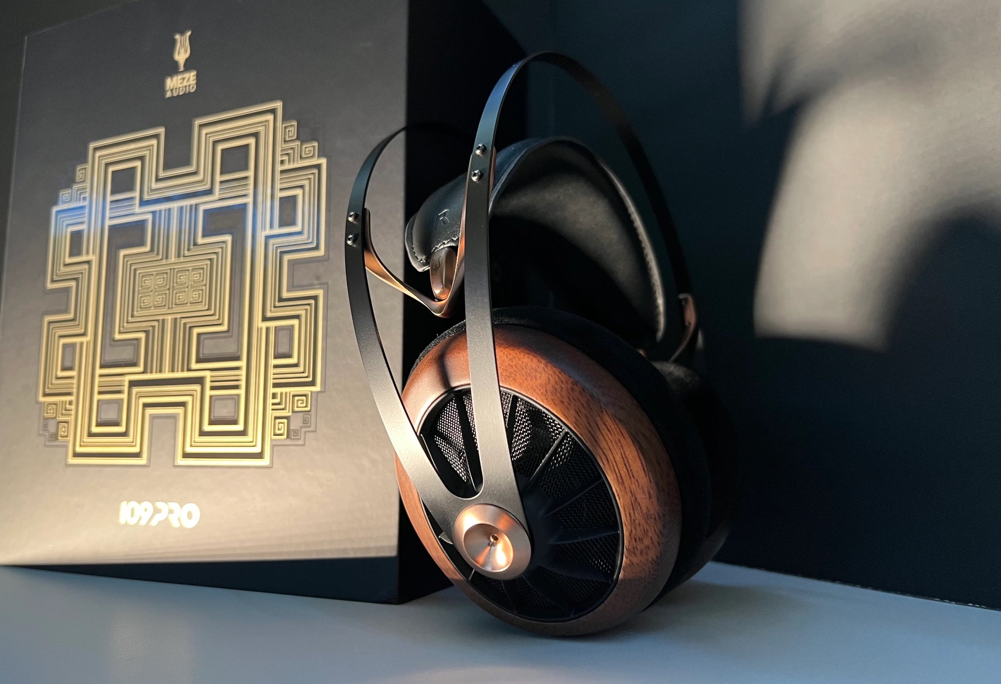 Meze Audio 109 PRO Headphones | Bloom Audio