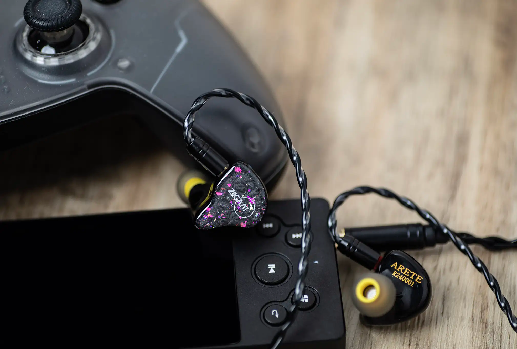 ZiiGaat x Fresh Reviews Arete Hybrid Universal IEMs | Bloom Audio