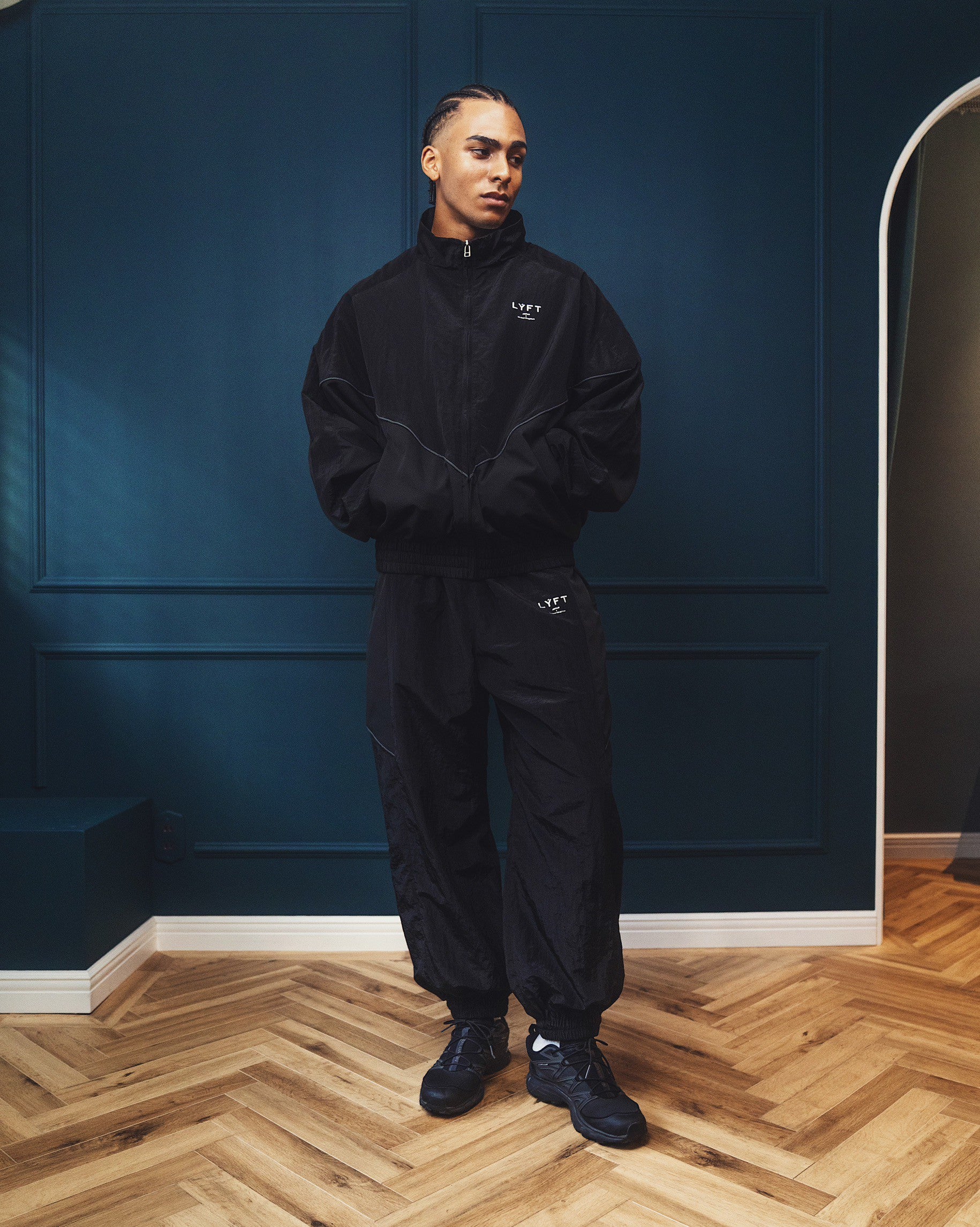 V-Form Oversize Track Jacket - Black – LÝFT