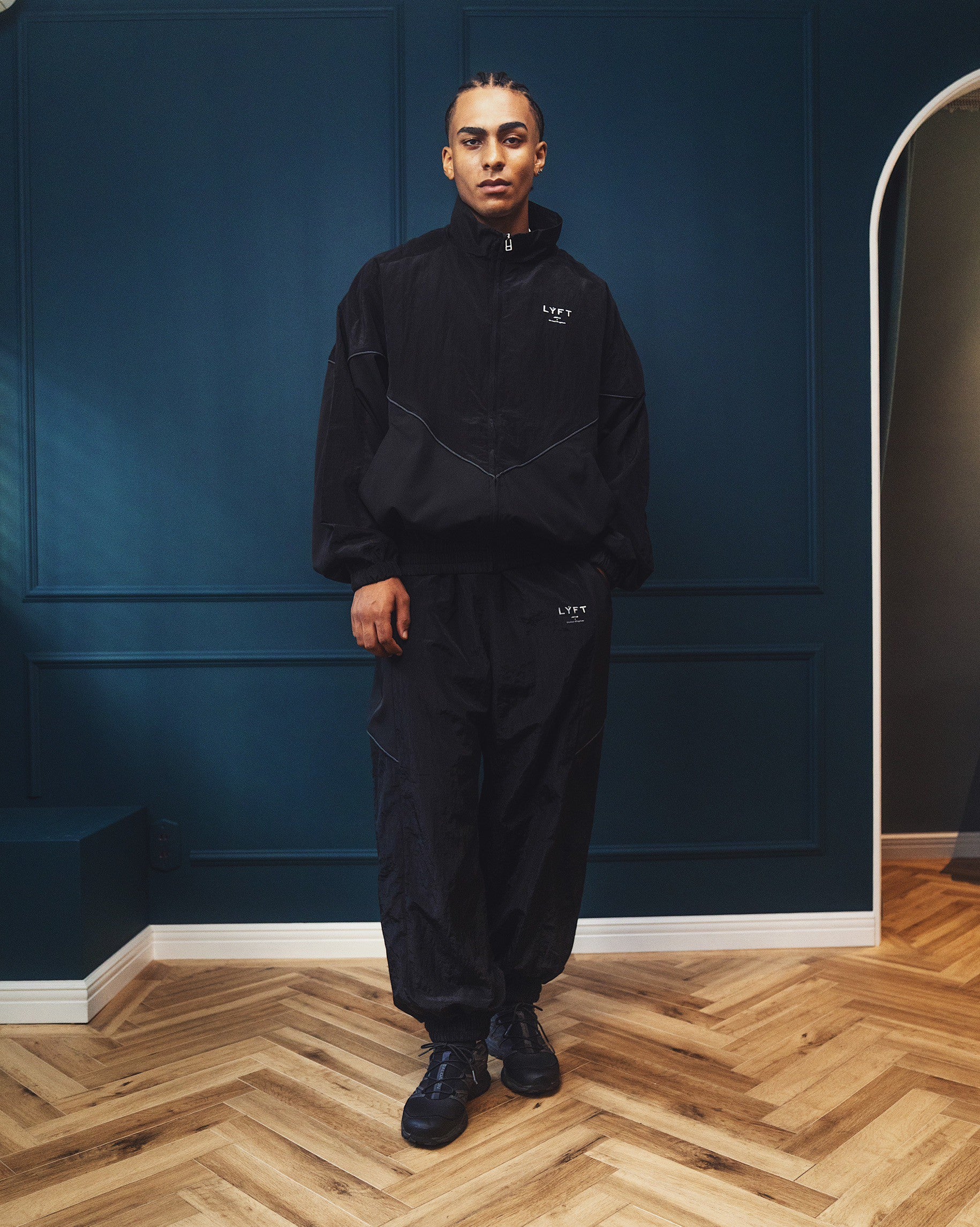 LINE_ALBUM_202510_MEN_251008_3