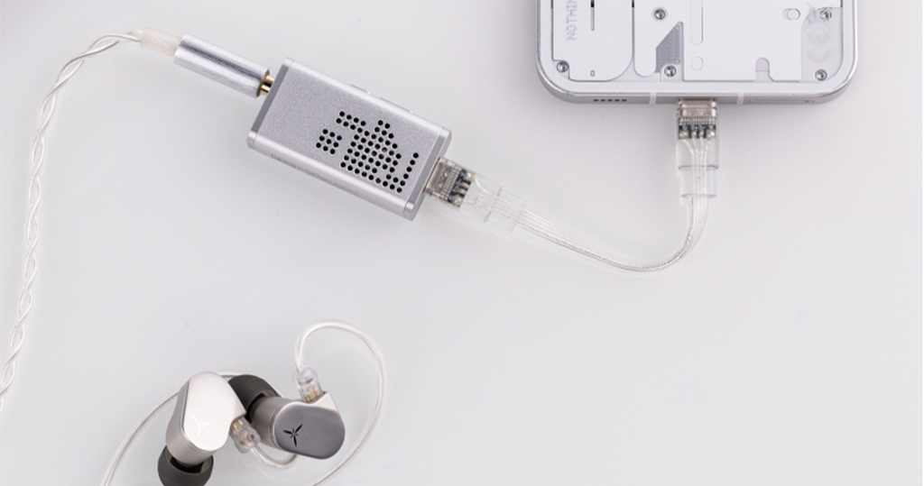 MoonDrop DAWN PRO Portable USB DAC/Amp (Open Box) | Audio46