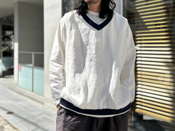 ナイジェルらしさ溢れるベスト》CRICKET VEST REVERSIBLE - LINEN PIN