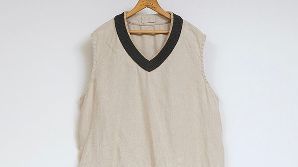 ナイジェルらしさ溢れるベスト》CRICKET VEST REVERSIBLE - LINEN PIN