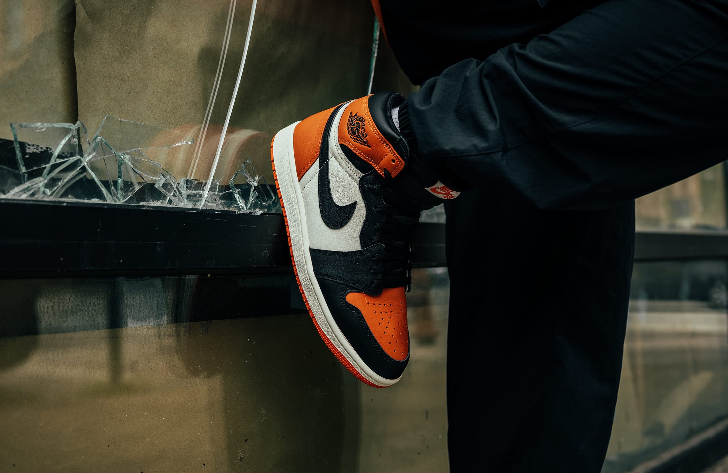 The Air Jordan 1 Retro High OG “Shattered Backboard” Is Back – DTLR