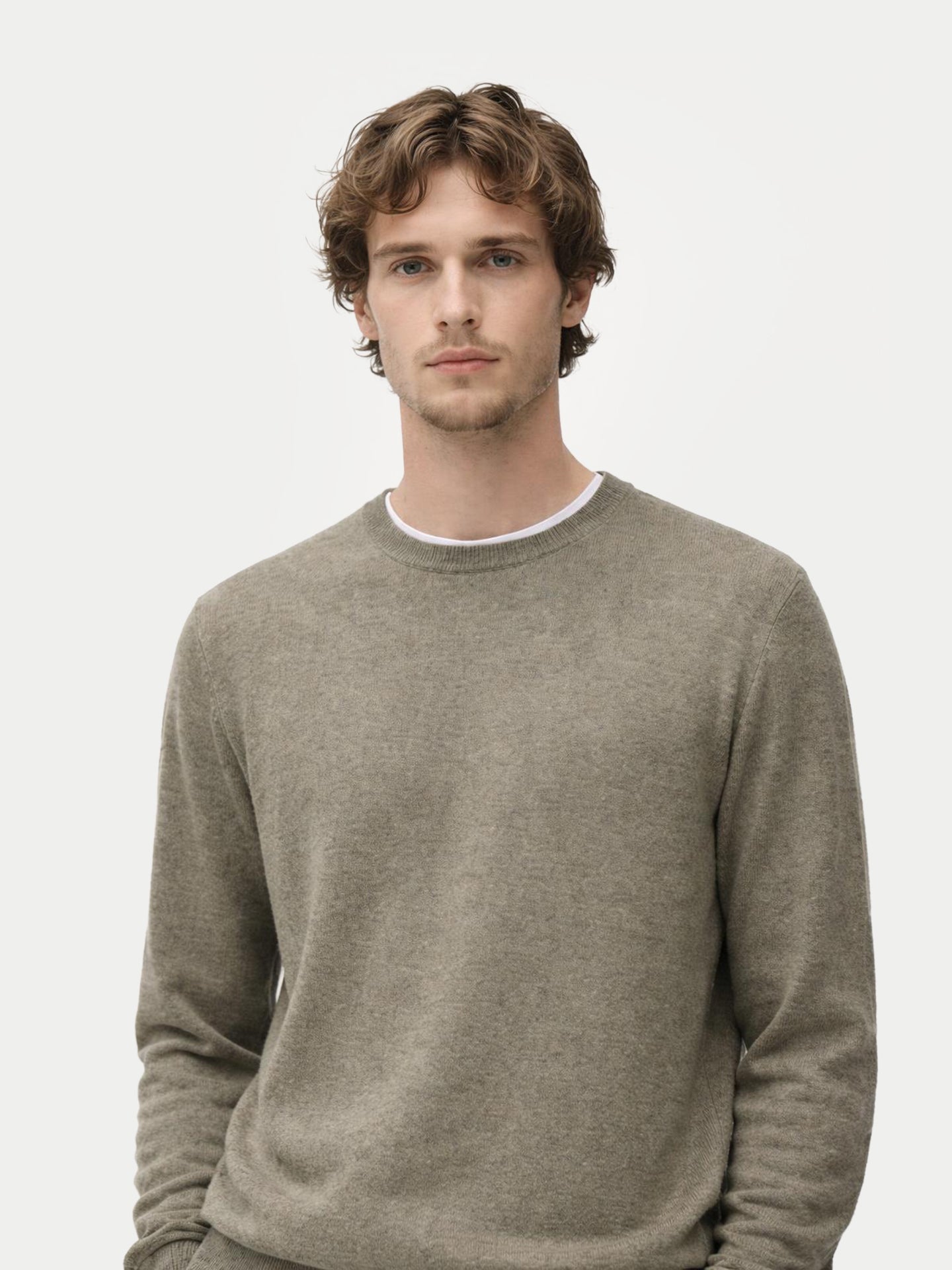 Vetiver Green Crew Neck Cashmere Sweater for Men | GOBI US