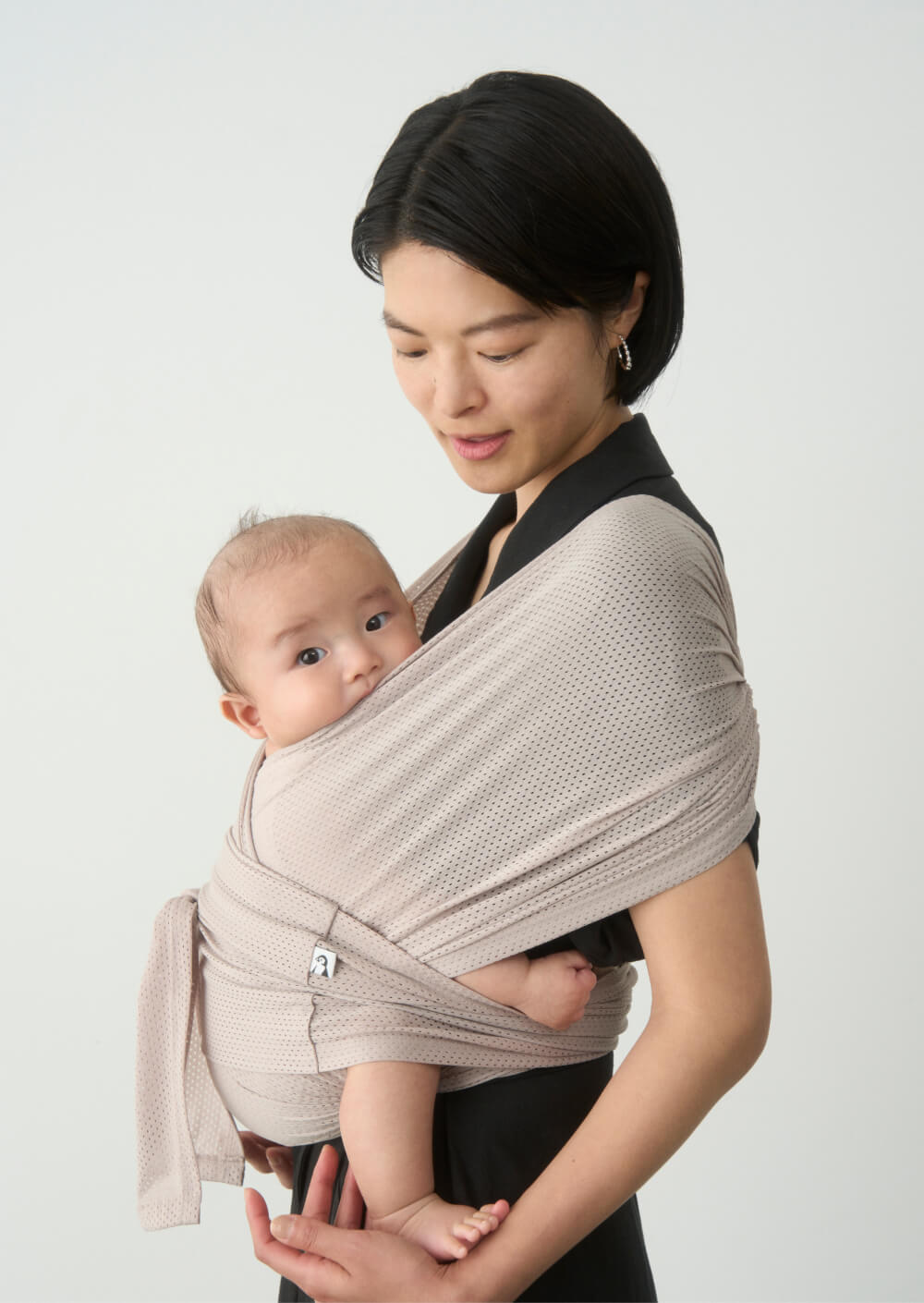 コニー抱っこ紐 AirMesh™ / ベージュ（2XS,XS,2XL,3XL,4XL,5XL