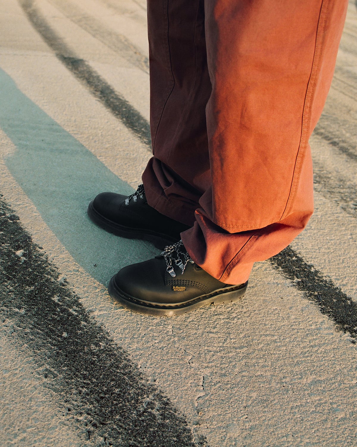 Stussy / Dr. Martens 8053 HY – Stüssy