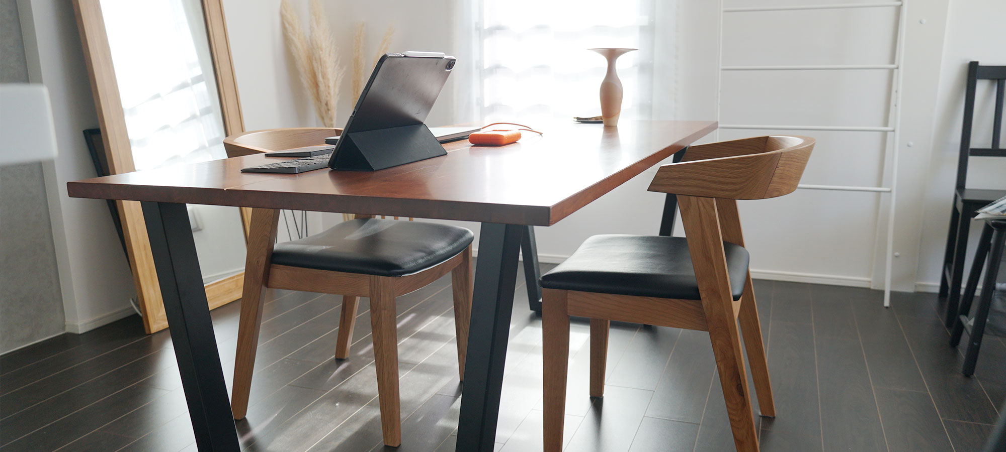 Kanademono at Home #02暮らしと仕事が始まるナチュラルテーブル