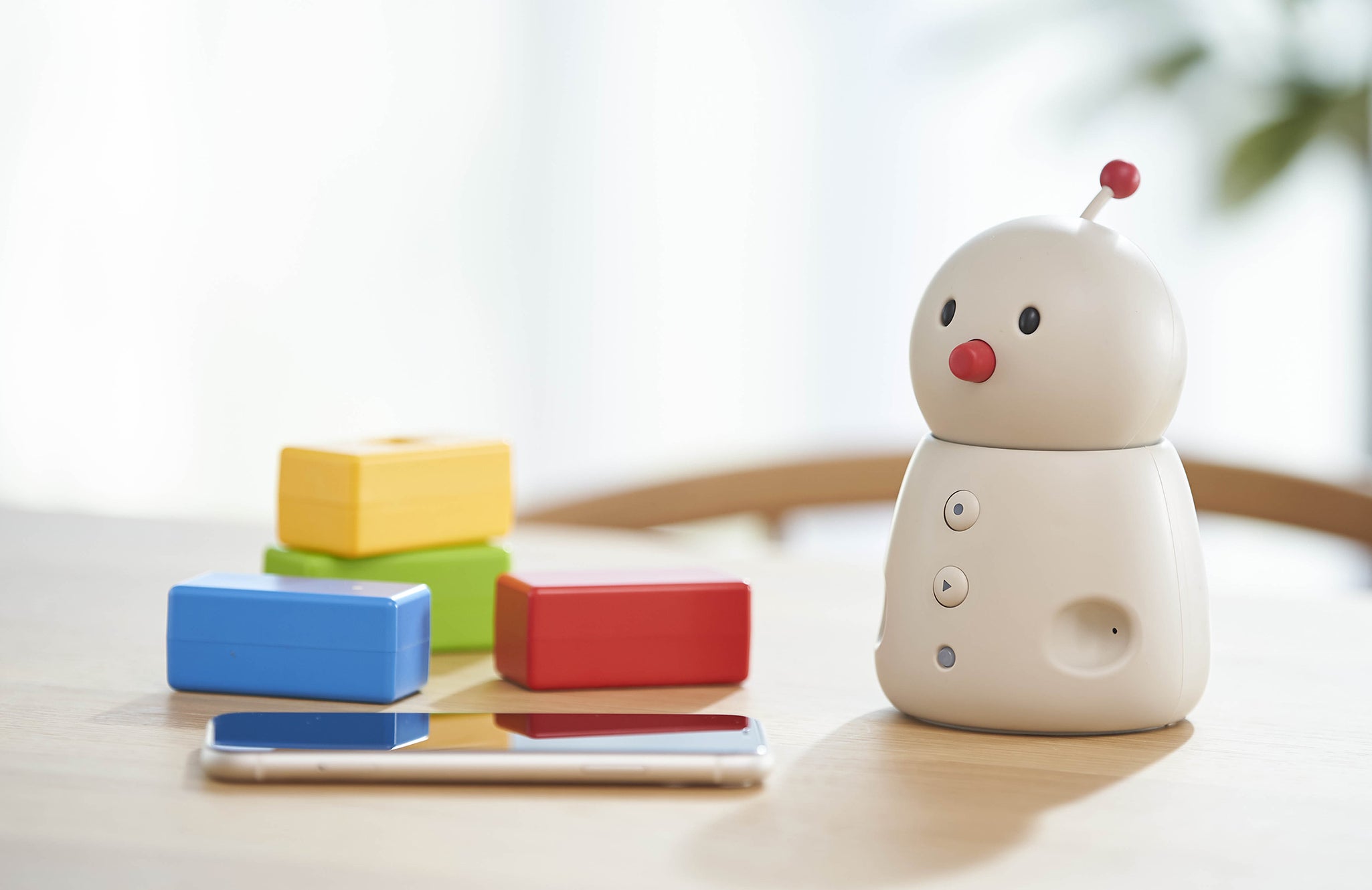 BOCCO emo｜Wi-FiモデルとLTEレンタルモデルの違い – ユカイ工学