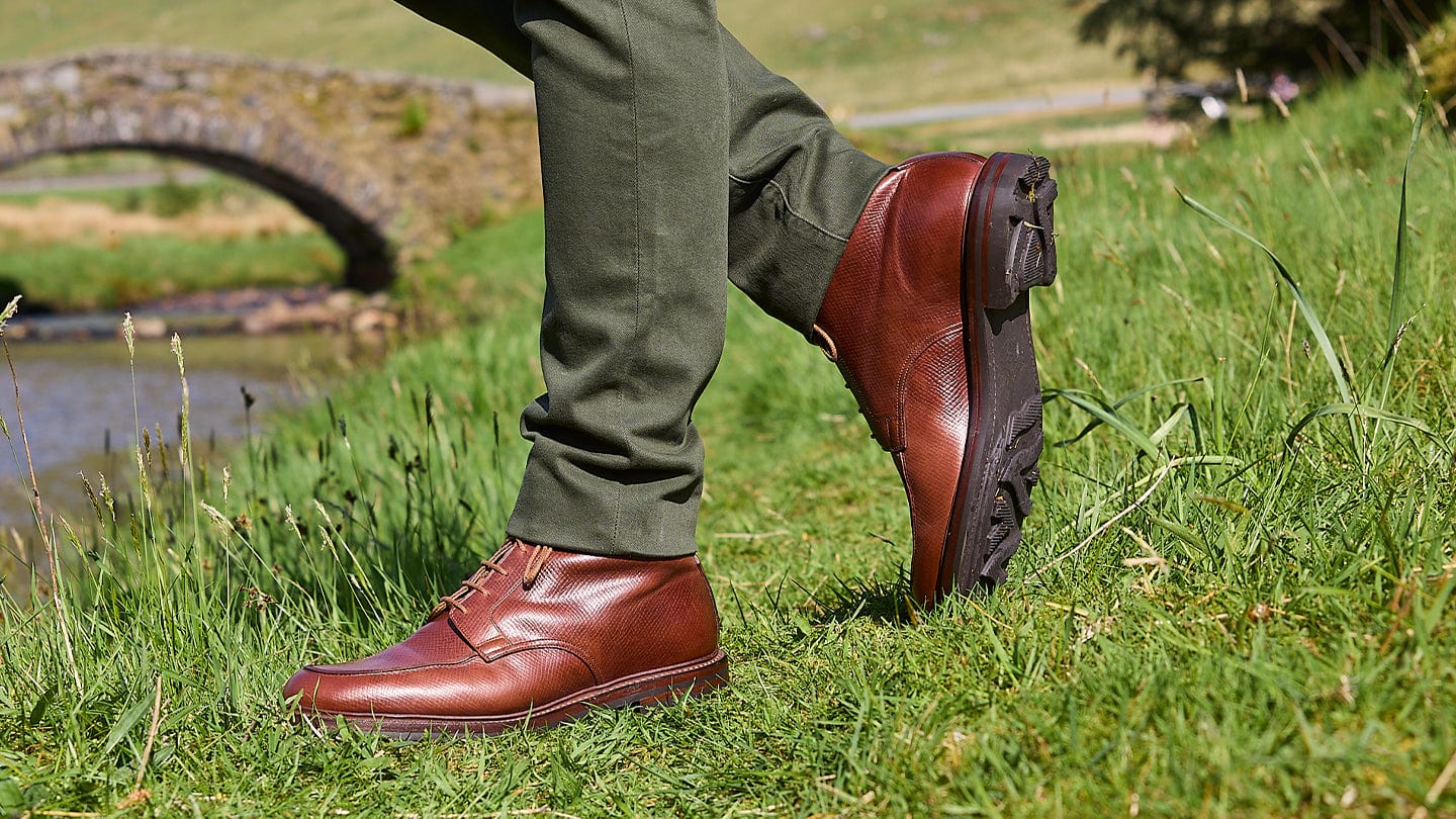 Donegal 2 Walnut Hatch Grain – Crockett & Jones US