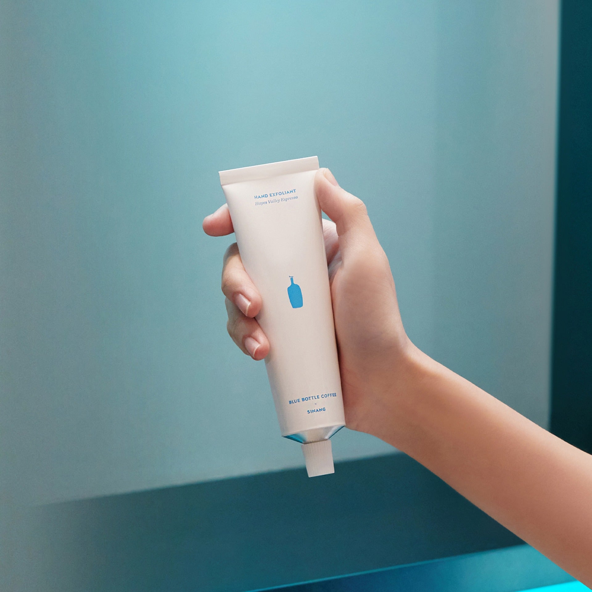 BLUE BOTTLE COFFEE in KOREA