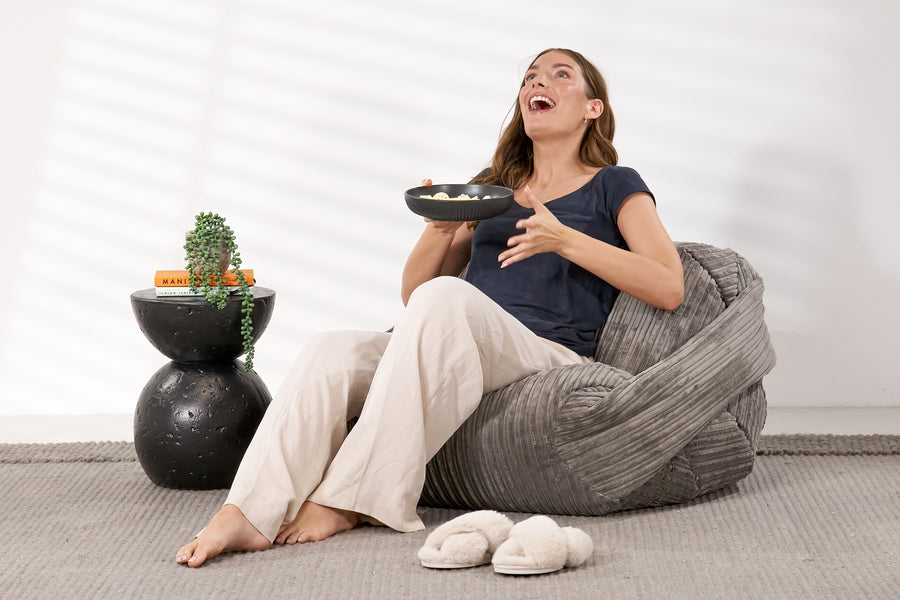 LoungePug サビーンアームチェア|ビーズクッション|座椅子– Lounge Pug