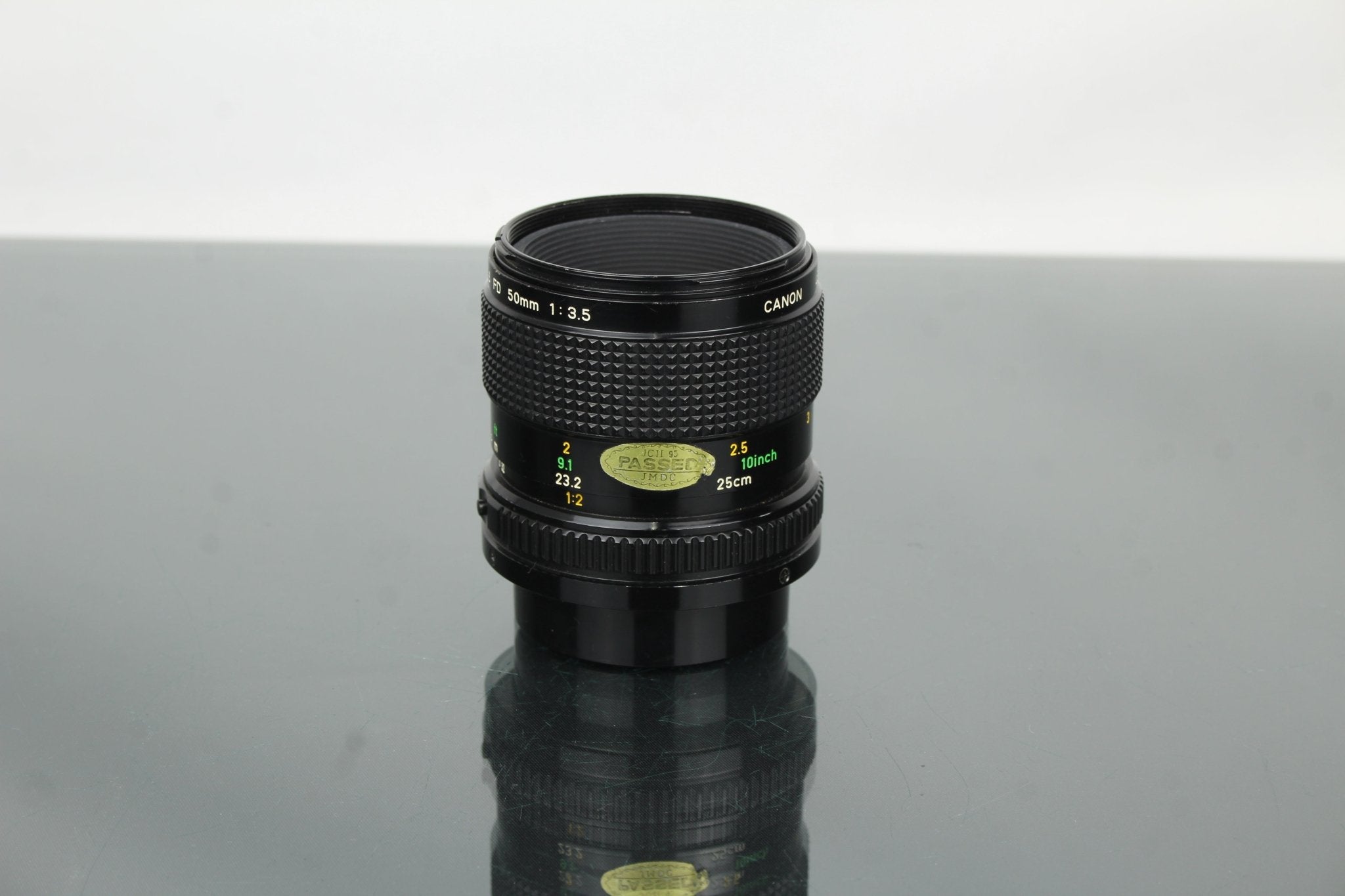 Canon FD 50mm f/3.5 Macro Lens Guide for Vintage Detail Lovers