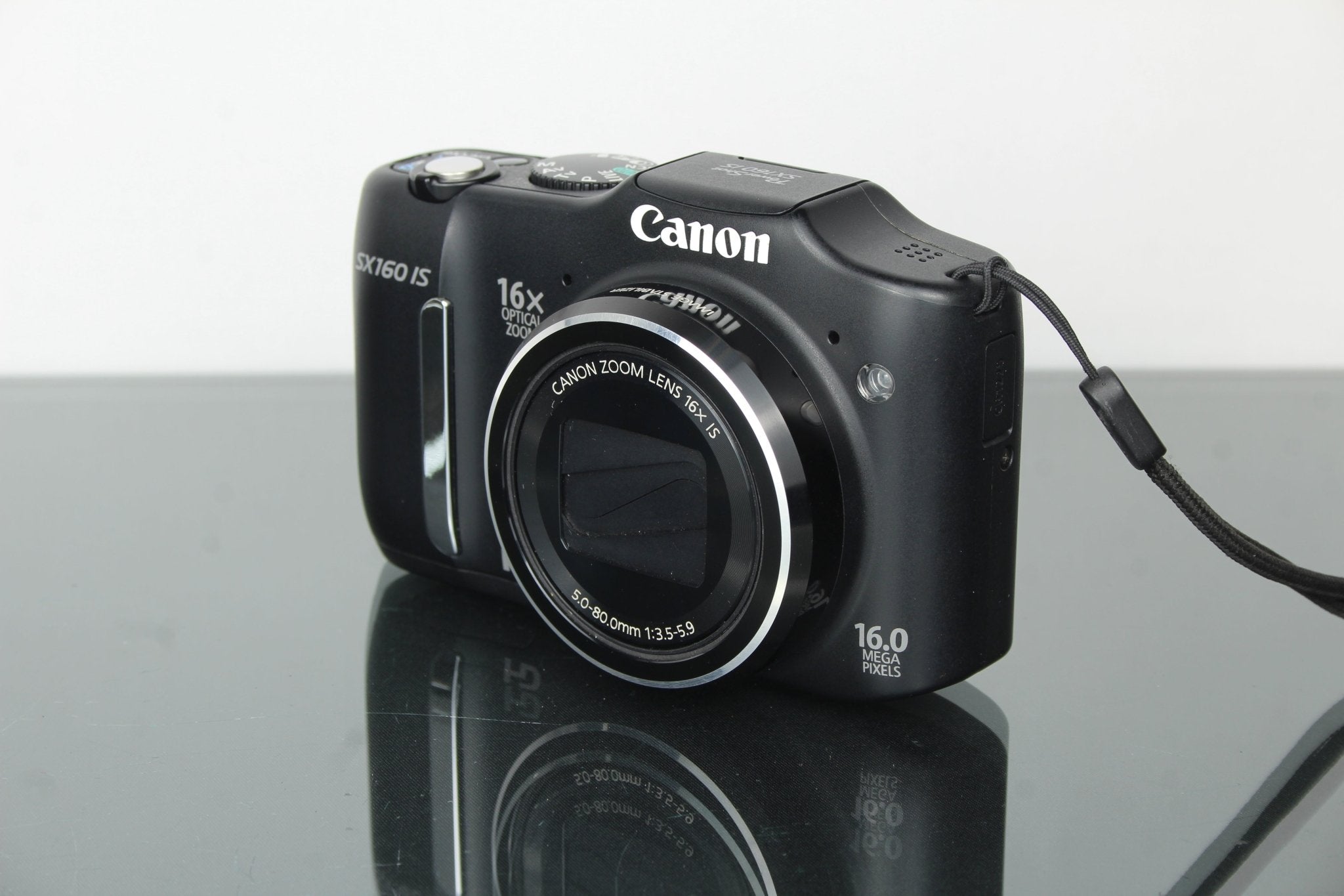 Canon PowerShot SX160 IS Review: A Classic Compact for 2025