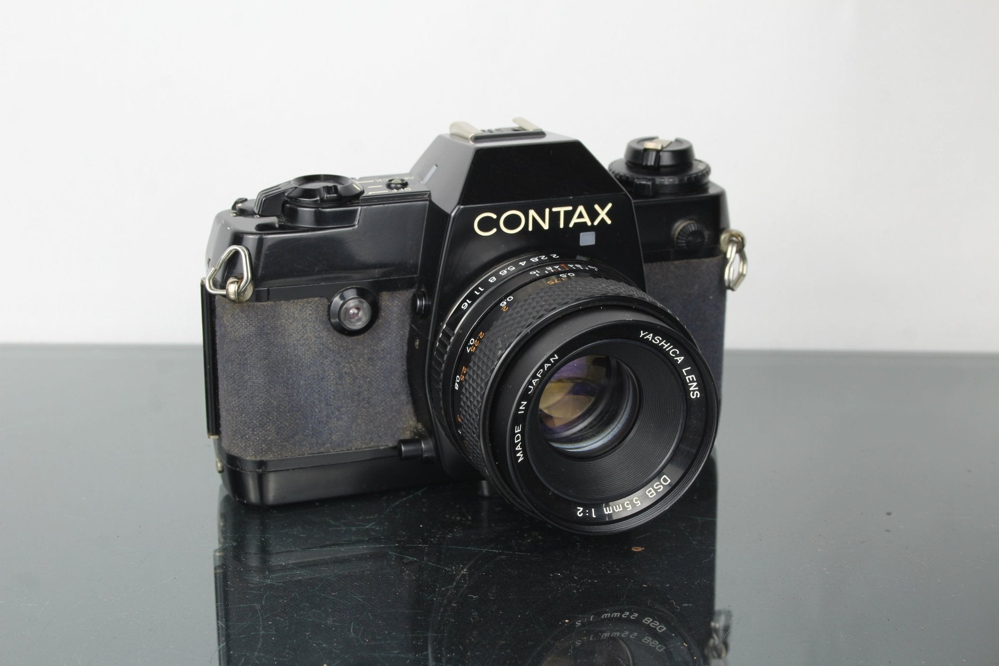 Contax 137 MD Quartz + Yashica 55mm Review & Guide – Dutch|Thrift