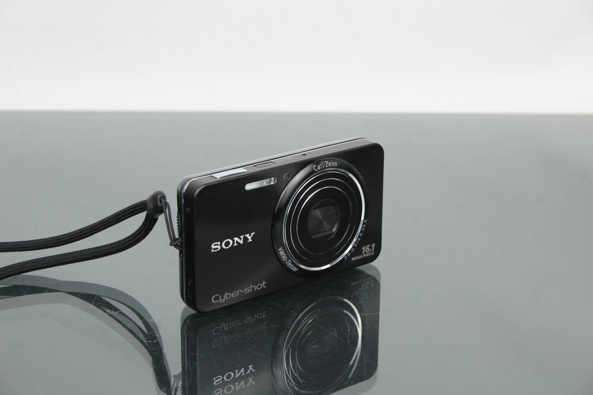 Sony Cyber-Shot DSC-W570 Review & Used Buying Guide 2025 – Dutch